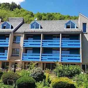Le Castel Du Cantal Groupe Village Fani Hotel